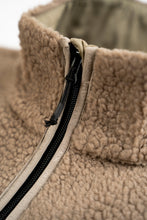 Indlæs billede til gallerivisning Campfire Pile Jacket (Fallen Rock)