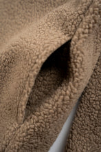 Indlæs billede til gallerivisning Campfire Pile Jacket (Fallen Rock)