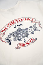Indlæs billede til gallerivisning The Smoking Salmon T-shirt (Star White)