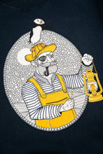 Indlæs billede til gallerivisning Light the Way Crewneck (Blueberry)