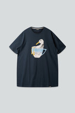 Indlæs billede til gallerivisning Seagull in a Cup T-shirt (Blueberry)