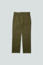 Indlæs billede til gallerivisning Carnage Chino Pants (Olive Night)