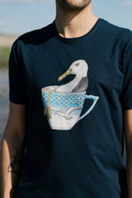 Indlæs billede til gallerivisning Seagull in a Cup T-shirt (Blueberry)