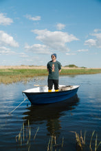 Indlæs billede til gallerivisning An Otter Coffee T-shirt (Green Gables)
