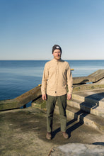 Indlæs billede til gallerivisning Kløvedal Shirt (Wood Thrush/White Pepper)