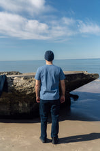 Indlæs billede til gallerivisning Tattooed Seagull T-shirt (Captains Blue)