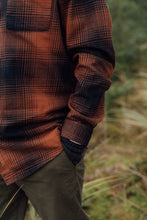 Indlæs billede til gallerivisning Inca Unna Shirt (Mocha Bisque/Blueberry)