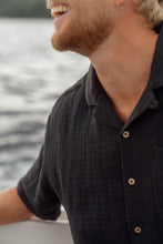 Indlæs billede til gallerivisning Coastline Short Sleeve Shirt (Moonless Night)