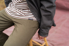 Indlæs billede til gallerivisning Carnage Chino Pants (Olive Night)