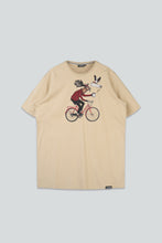 Indlæs billede til gallerivisning Off to Work T-shirt (White Pepper)