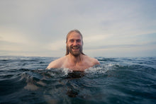 Indlæs billede til gallerivisning Beach Washed Shorts (Red)