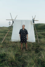 Indlæs billede til gallerivisning Maguerite Short Sleeve Shirt (Moonless Night)