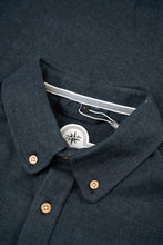 Indlæs billede til gallerivisning Moss Shirt (Dark Slate)

