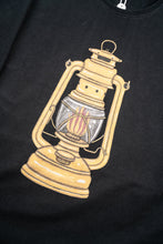 Indlæs billede til gallerivisning Lantern Light T-shirt (Moonless Night)
