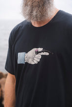 Indlæs billede til gallerivisning The Pointing Pipe T-shirt (Moonless Night)
