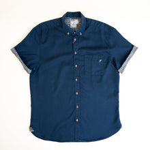 Indlæs billede til gallerivisning Emil Shirt (Ocean Depths)
