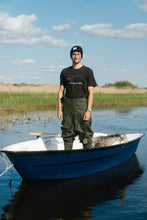 Indlæs billede til gallerivisning Lakridspibe T-shirt (Moonless Night)
