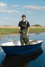 Indlæs billede til gallerivisning Red Maxi T-shirt (Moonless Night)
