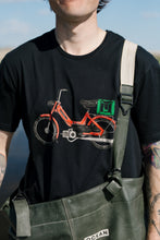 Indlæs billede til gallerivisning Red Maxi T-shirt (Moonless Night)
