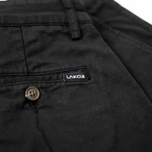 Indlæs billede til gallerivisning Chino Shorts (Black)
