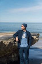Indlæs billede til gallerivisning Tattooed Seagull T-shirt (Captains Blue)
