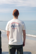 Indlæs billede til gallerivisning The Smoking Salmon T-shirt (Star White)
