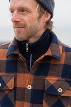 Indlæs billede til gallerivisning Birler Wool Jacket (Blueberry/Mocha Bisque)
