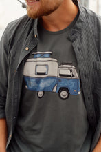 Indlæs billede til gallerivisning Ocean Camper T-shirt (Urban Chic)
