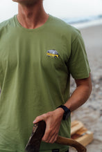 Indlæs billede til gallerivisning Mini Sun Camper T-shirt (Mosstone)
