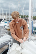 Indlæs billede til gallerivisning Pool Party Penguin Crewneck (Partridge)
