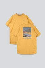 Indlæs billede til gallerivisning Out There T-shirt (Wood Thrush)
