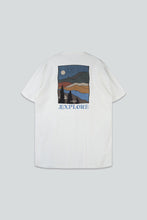 Indlæs billede til gallerivisning Out There T-shirt (Star White)
