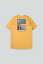 Indlæs billede til gallerivisning Out There T-shirt (Wood Thrush)
