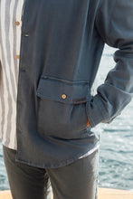 Indlæs billede til gallerivisning Calle Overshirt (Dark Slate)
