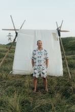 Indlæs billede til gallerivisning Roadtrip Mixtape Short Sleeve Shirt (Star White)
