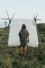 Indlæs billede til gallerivisning Dashboard Hula Short Sleeve Shirt (Deep Lichen Green)
