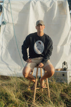 Indlæs billede til gallerivisning Carnage Classic Crewneck (Blueberry)
