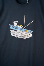 Indlæs billede til gallerivisning Fishing Vessel T-shirt (Blueberry)
