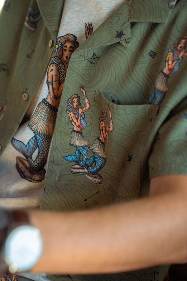 Dashboard Hula Short Sleeve Shirt (Deep Lichen Green)