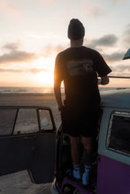 Indlæs billede til gallerivisning Trippin&#39; T-shirt (Moonless Night)
