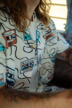 Indlæs billede til gallerivisning Roadtrip Mixtape Short Sleeve Shirt (Star White)

