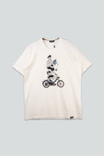 Indlæs billede til gallerivisning Hitching A Ride T-shirt (Star White)
