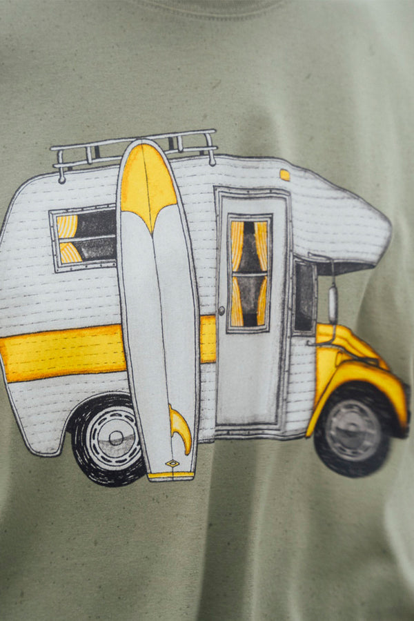 Car Camper T-shirt (Oil Green)